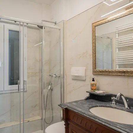 Ca' Voga - Spacious With A Typical Venetian View Appartamento *