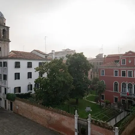 Appartamento Ca' Voga - Spacious With A Typical Venetian View *